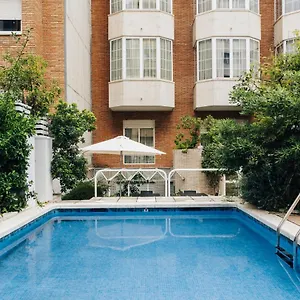 Gran Derby Suites, A Small Luxury Of The World Барселона