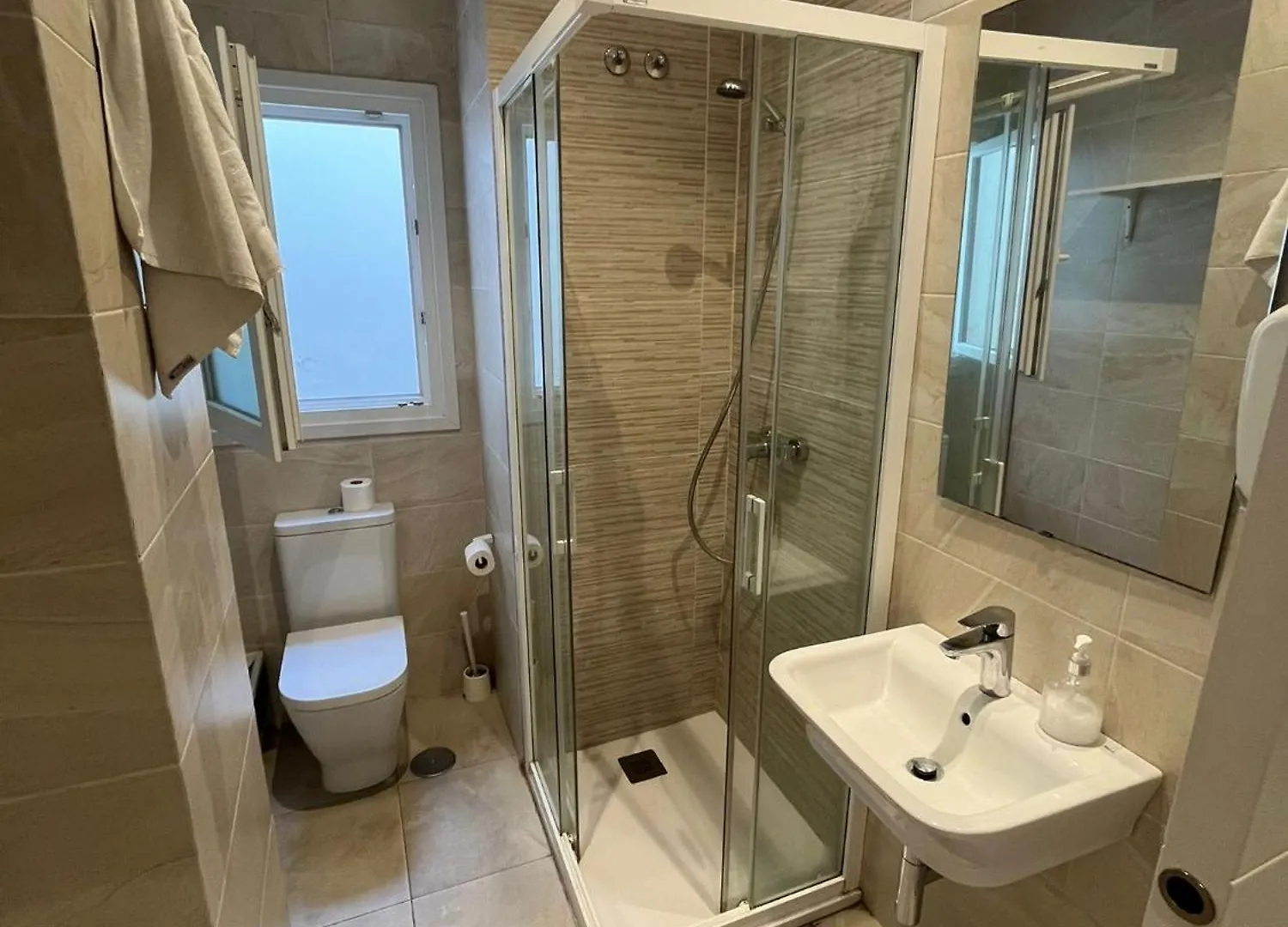 סביליה Hostel A2C (Adults Only)